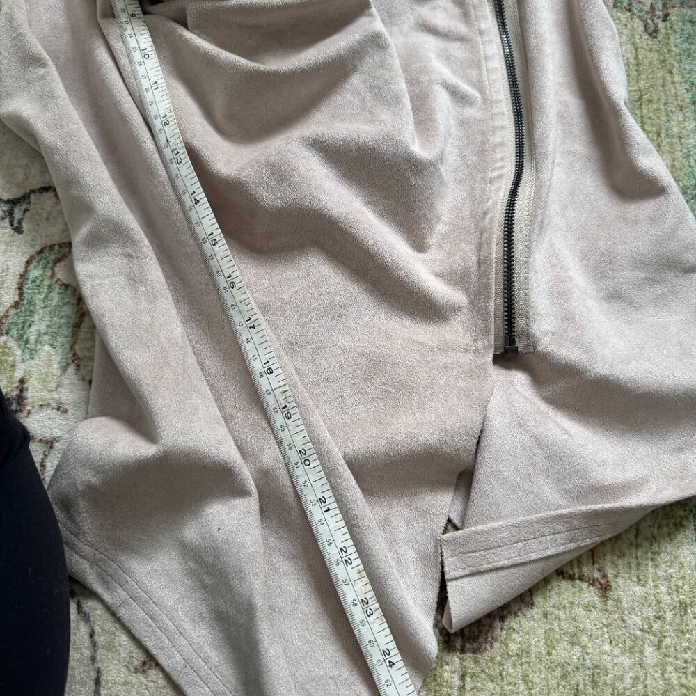 Blank NYC Faux Leather and Suede Drapey Lightweight Jacket Size Small - Picture 11 of 11